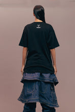 Cargar imagen en el visor de la galería, Arigato Mask Crying Ramen Noodles with Fish T-Shirt